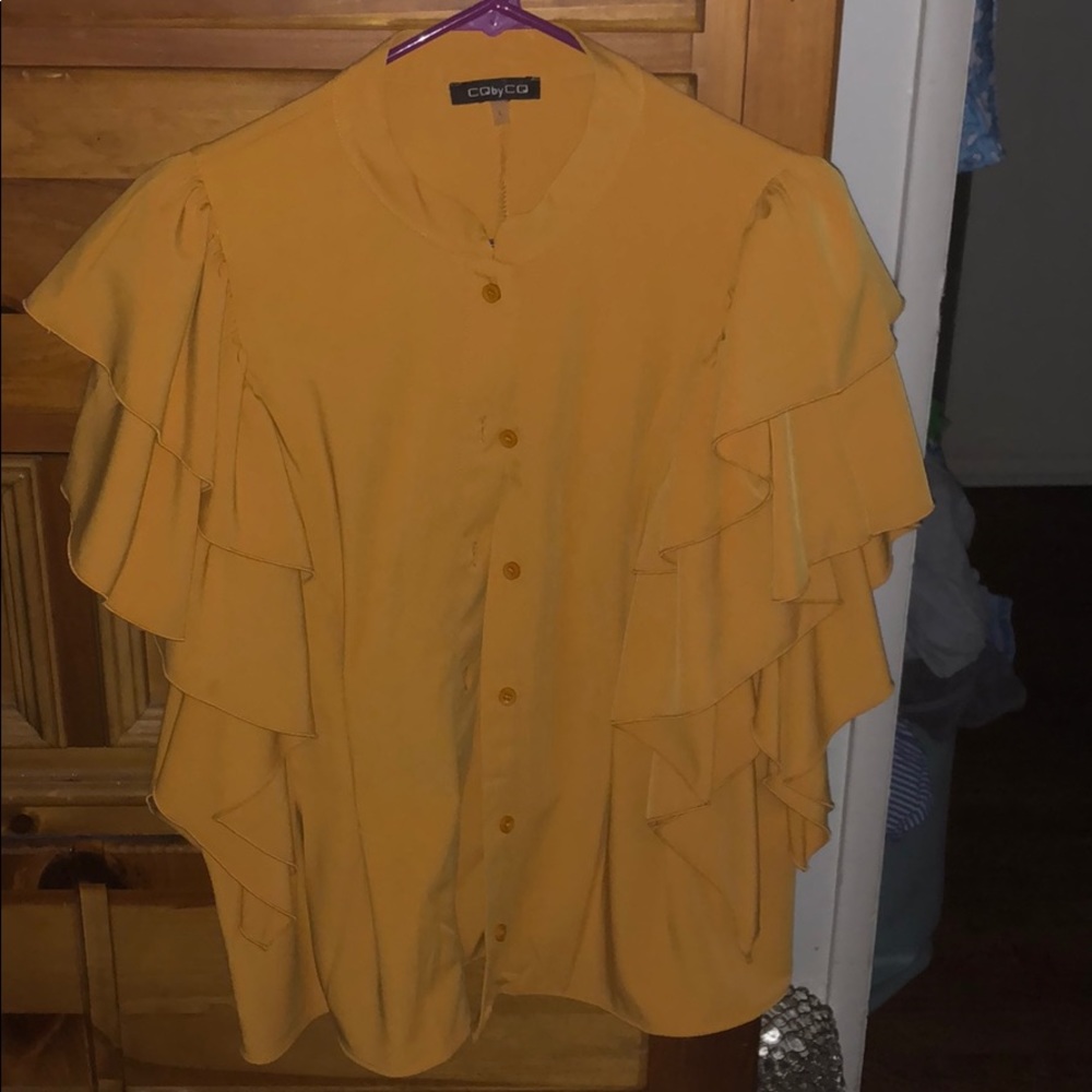 Cute yellow ruffle  top